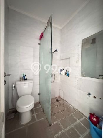 Rumah Luas Asri 2 KT Siap Huni di Green Lake City Jakarta Barat Rumah Luas Asri 2 KT Siap Huni di Green Lake City Jakarta Barat