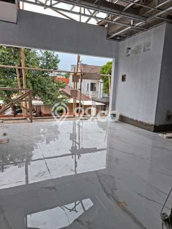 Ready to Use! Luxury House LT 126m2 Desain Elegan di Metro Permata Ready to Use! Luxury House LT 126m2 Desain Elegan di Metro Permata