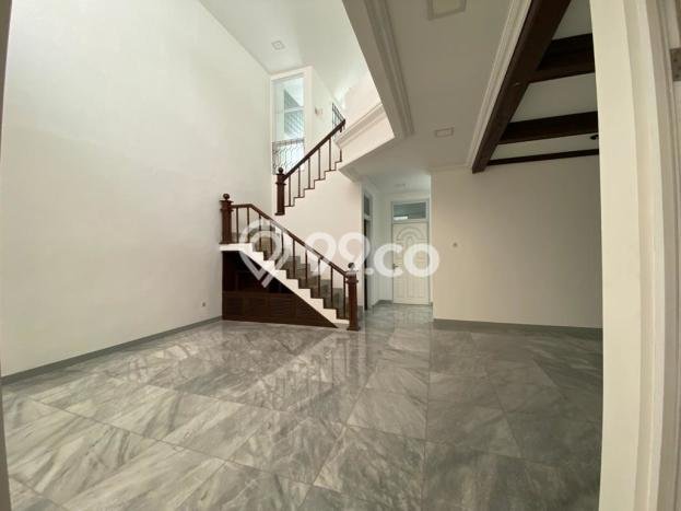 Rumah Kontrakan Jakarta Barat LT 198m2 LB 350m2 Area Tanjung Duren Utara Rumah Kontrakan Jakarta Barat LT 198m2 LB 350m2 Area Tanjung Duren Utara