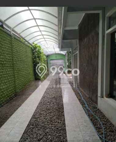 For Sale! Luxury House LT 915m2 Desain Modern di Hasyim Ashari For Sale! Luxury House LT 915m2 Desain Modern di Hasyim Ashari