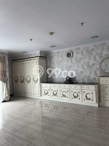 Hunian Apartemen High-Class untuk Dijual di Surabaya dengan 3 BR & 1 Kamar Mandi Hunian Apartemen High-Class untuk Dijual di Surabaya dengan 3 BR & 1 Kamar Mandi