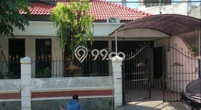 Dijual Rumah Premium dengan Fasilitas Sekitar Komplit di Tambaksari, Surabaya Dijual Rumah Premium dengan Fasilitas Sekitar Komplit di Tambaksari, Surabaya