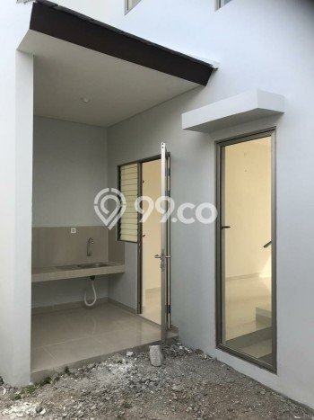 Lokasi terbaik! Rumah siap huni disewakan di Menganti LB 100m2 Lokasi terbaik! Rumah siap huni disewakan di Menganti LB 100m2