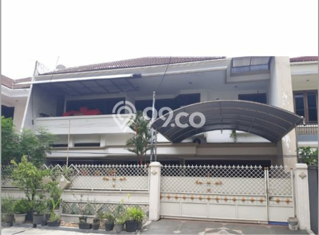 Rumah Luxury Modern Tanpa Renovasi di Dharma Husada Surabaya Rumah Luxury Modern Tanpa Renovasi di Dharma Husada Surabaya