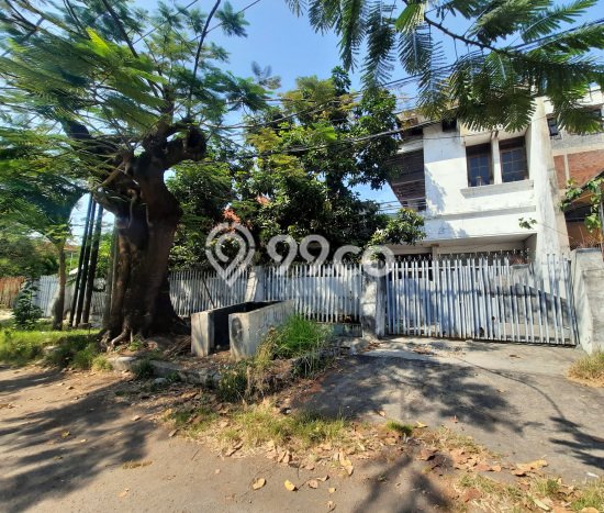 Dijual Rumah Premium dengan Fasilitas Sekitar Lengkap di Genteng, Surabaya Dijual Rumah Premium dengan Fasilitas Sekitar Lengkap di Genteng, Surabaya