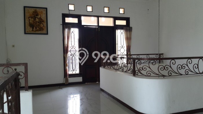 DIJUAL CEPAT! Rumah Asri area Babatan, Surabaya, LT 192m² Bangunan 200m² BISA KPR! DIJUAL CEPAT! Rumah Asri area Babatan, Surabaya, LT 192m² Bangunan 200m² BISA KPR!