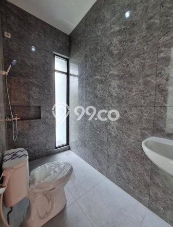 Dijual Rumah 3 Kamar Lokasi Ideal Nyaman dan Strategis di Tenggilis Mejoyo Dijual Rumah 3 Kamar Lokasi Ideal Nyaman dan Strategis di Tenggilis Mejoyo