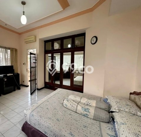 Dijual Rumah Premium dengan Fasilitas Sekitar Komplit di Gayungan, Surabaya Dijual Rumah Premium dengan Fasilitas Sekitar Komplit di Gayungan, Surabaya