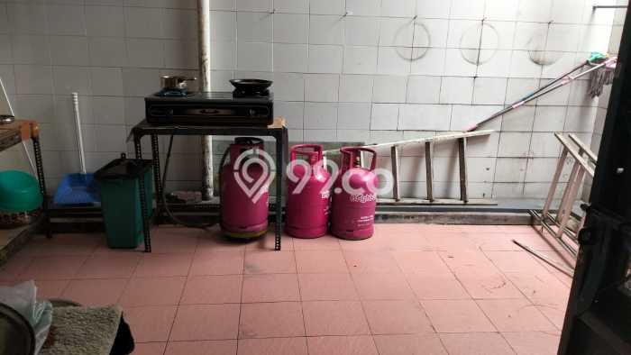 Dijual Hunian Rumah Terawat 3 KT di Darmo permai, Surabaya Dijual Hunian Rumah Terawat 3 KT di Darmo permai, Surabaya