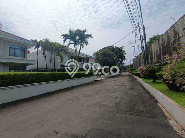 Rumah Sewa Jakarta Selatan LT 575m2 LB 425m2 Kawasan Tb Simatupang Rumah Sewa Jakarta Selatan LT 575m2 LB 425m2 Kawasan Tb Simatupang