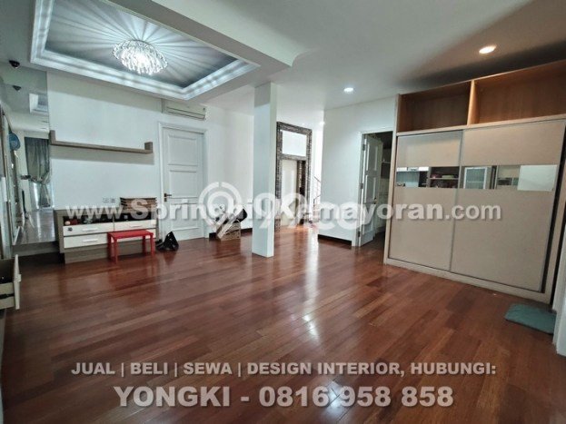 Lokasi strategis! Rumah siap huni disewakan di Kemayoran LB 500m2 Lokasi strategis! Rumah siap huni disewakan di Kemayoran LB 500m2