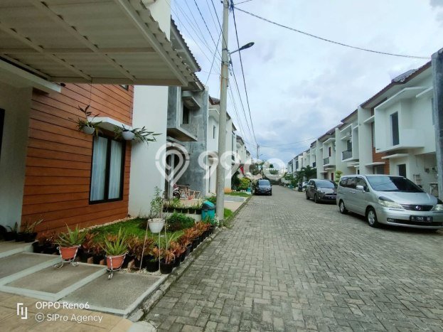 Dijual Rumah Modern 3 KT di Cirendeu, Jakarta Selatan Dijual Rumah Modern 3 KT di Cirendeu, Jakarta Selatan