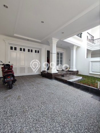 Rumah Luxury Modern Siap Huni di Meruya Jakarta Barat Rumah Luxury Modern Siap Huni di Meruya Jakarta Barat