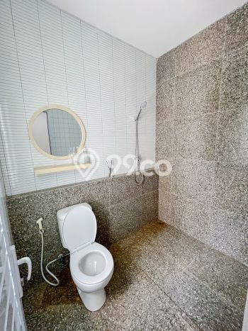 For Sale Rumah 3 Kamar Lokasi Ideal Nyaman dan Strategis di Limo For Sale Rumah 3 Kamar Lokasi Ideal Nyaman dan Strategis di Limo