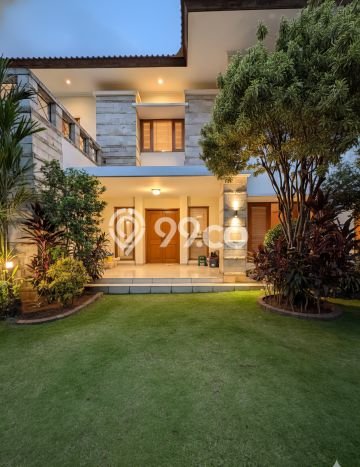 Jual Rumah Mewah Megah Dengan View Eksklusif di Kemang, Jakarta Selatan Jual Rumah Mewah Megah Dengan View Eksklusif di Kemang, Jakarta Selatan
