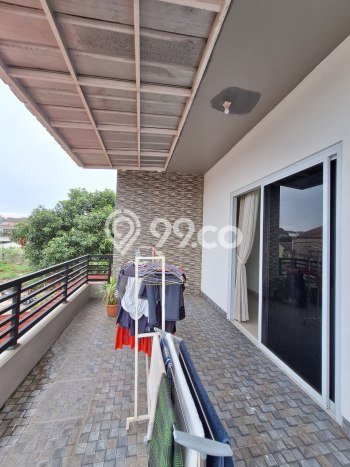 Rumah Modern 4 Kamar LT 100m2 di BSD Nusaloka Rumah Modern 4 Kamar LT 100m2 di BSD Nusaloka