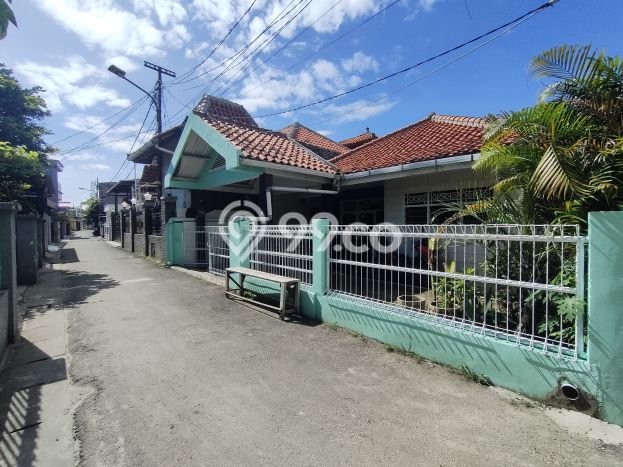 Jual Rumah Favorit Siap Huni LB 153m2 di Ciputat, Tangerang Selatan Jual Rumah Favorit Siap Huni LB 153m2 di Ciputat, Tangerang Selatan