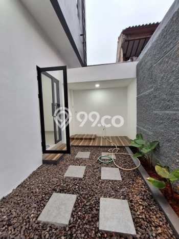 Jual Rumah Strategis Bagus Punya 3 KT di Ciputat Tangerang Selatan SHM Jual Rumah Strategis Bagus Punya 3 KT di Ciputat Tangerang Selatan SHM