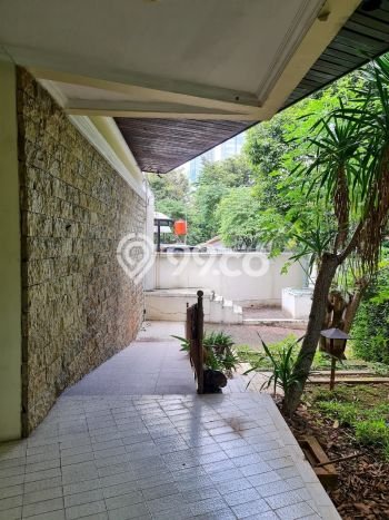 For Sale! Luxury House LT 865m2 Desain Modern di Kuningan For Sale! Luxury House LT 865m2 Desain Modern di Kuningan