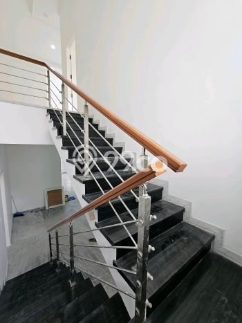 Rumah Mewah LB 580m2 Siap Huni Desain Elegan di Kemang, Jakarta Selatan Rumah Mewah LB 580m2 Siap Huni Desain Elegan di Kemang, Jakarta Selatan