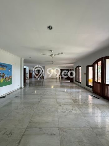 Dijual Rumah Luas Elegan Dengan View Eksklusif di Pondok Indah, Jakarta Selatan Dijual Rumah Luas Elegan Dengan View Eksklusif di Pondok Indah, Jakarta Selatan