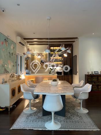 Rumah Mewah Siap Huni LT 367m2 di Kebayoran Baru, Jakarta Selatan Rumah Mewah Siap Huni LT 367m2 di Kebayoran Baru, Jakarta Selatan