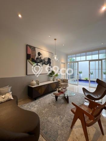 Rumah Mewah Siap Huni LT 367m2 di Kebayoran Baru, Jakarta Selatan Rumah Mewah Siap Huni LT 367m2 di Kebayoran Baru, Jakarta Selatan