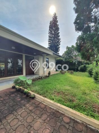 Rumah Elit Modern Tanpa Renovasi di Kemang Jakarta Selatan Rumah Elit Modern Tanpa Renovasi di Kemang Jakarta Selatan