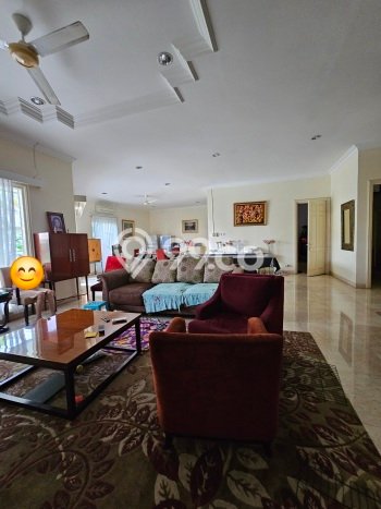 BEST INVESTMENT! Rumah di Kemang, LT 576m² LB 500m² BEST INVESTMENT! Rumah di Kemang, LT 576m² LB 500m²