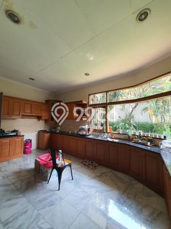 Rumah Elit Modern Tanpa Renovasi di Kemang Jakarta Selatan Rumah Elit Modern Tanpa Renovasi di Kemang Jakarta Selatan