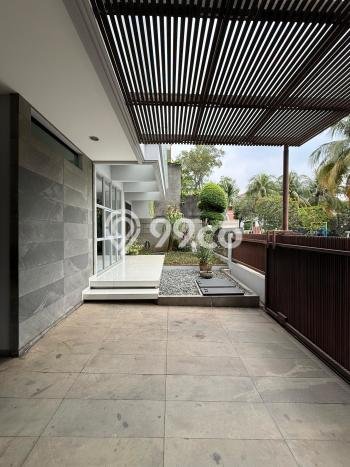 Rumah Eksklusif Dijual LT 240m2 di Kebayoran Baru, Jakarta Selatan Rumah Eksklusif Dijual LT 240m2 di Kebayoran Baru, Jakarta Selatan