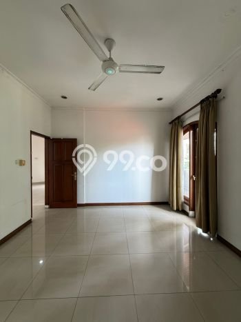 Dijual Rumah Luas Elegan Dengan View Eksklusif di Pondok Indah, Jakarta Selatan Dijual Rumah Luas Elegan Dengan View Eksklusif di Pondok Indah, Jakarta Selatan