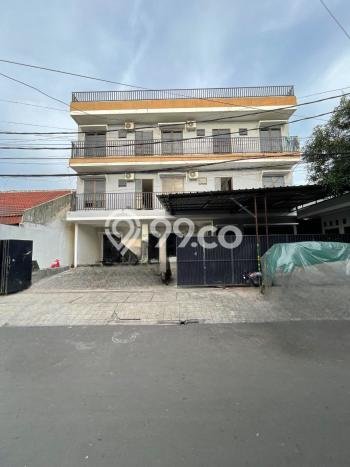 Rumah Kost untuk Dijual di Senen dengan 44 KT, 44 KM, Luas 600m2 Rumah Kost untuk Dijual di Senen dengan 44 KT, 44 KM, Luas 600m2