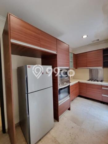 Siap Huni Rumah Mewah 5 Kamar di Kebayoran Baru Dekat ke Mana Pun Siap Huni Rumah Mewah 5 Kamar di Kebayoran Baru Dekat ke Mana Pun