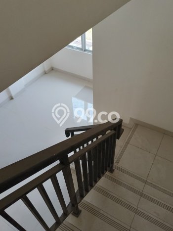 Disewakan Ruko komersial di Lippo Cikarang luas bangunan 200m2 Disewakan Ruko komersial di Lippo Cikarang luas bangunan 200m2