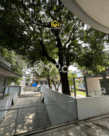 Hunian Super Mewah dengan Akses Paling Strategis di Kemang, Jakarta Selatan Hunian Super Mewah dengan Akses Paling Strategis di Kemang, Jakarta Selatan