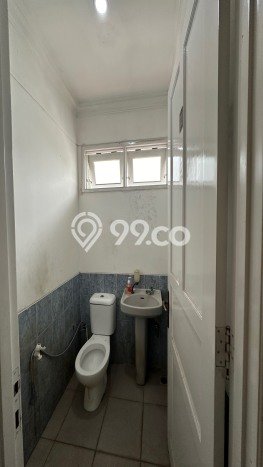 Rumah Mewah Siap Huni LT 342m2 di Tanah Abang, Jakarta Pusat Rumah Mewah Siap Huni LT 342m2 di Tanah Abang, Jakarta Pusat