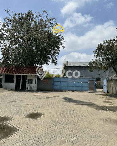 Area Ramai! Gudang Dijual di Karang Tengah untuk Bisnis Luas Bangunan 2000m2 Area Ramai! Gudang Dijual di Karang Tengah untuk Bisnis Luas Bangunan 2000m2