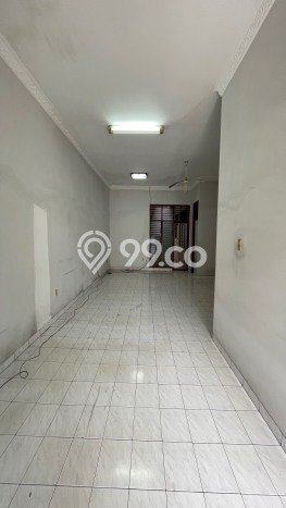Rumah Elit LB 160m2 Siap Huni Desain Elegan di Muara Karang, Jakarta Utara Rumah Elit LB 160m2 Siap Huni Desain Elegan di Muara Karang, Jakarta Utara