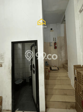 Ruko Dijual di Jakarta Utara LT 240m2 & LB 450m2 Lokasi Terbaik! Ruko Dijual di Jakarta Utara LT 240m2 & LB 450m2 Lokasi Terbaik!