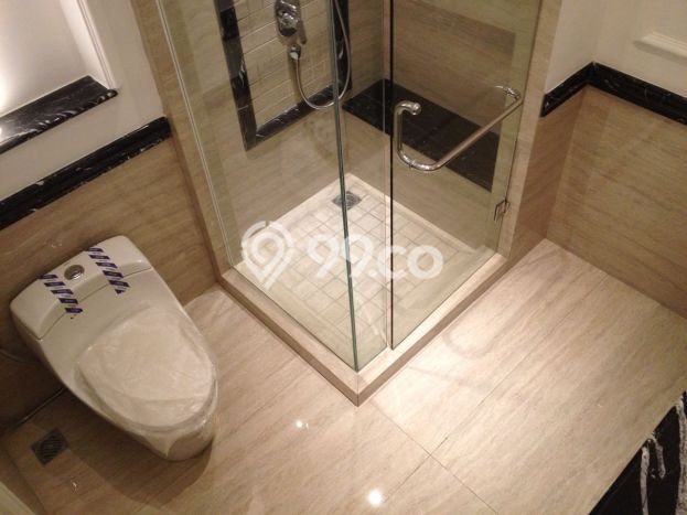 For Sale! Luxury House LT 154m2 Desain Elegan di Cipete For Sale! Luxury House LT 154m2 Desain Elegan di Cipete