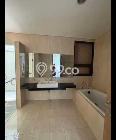 Jual Rumah Luas Elegan Dengan View Eksklusif di Bintaro, Tangerang Selatan Jual Rumah Luas Elegan Dengan View Eksklusif di Bintaro, Tangerang Selatan