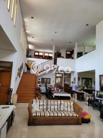 Hunian Mewah Dijual LT 900m2 di Pesanggrahan, Jakarta Selatan Hunian Mewah Dijual LT 900m2 di Pesanggrahan, Jakarta Selatan
