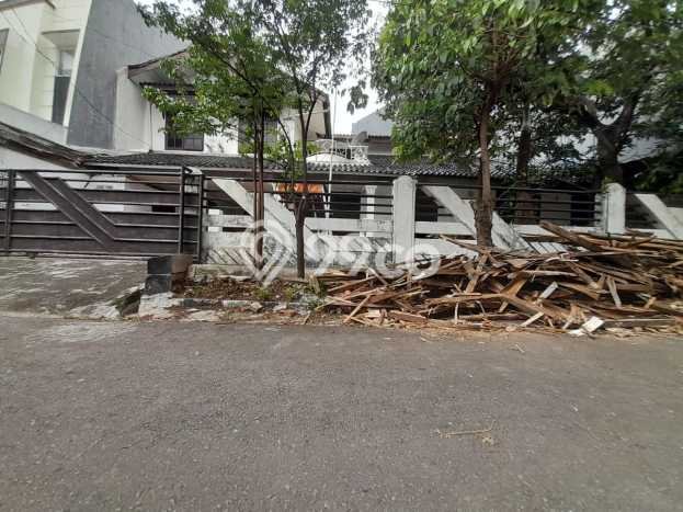 Rumah Elit Modern Tanpa Renovasi di Pulomas Jakarta Timur Rumah Elit Modern Tanpa Renovasi di Pulomas Jakarta Timur