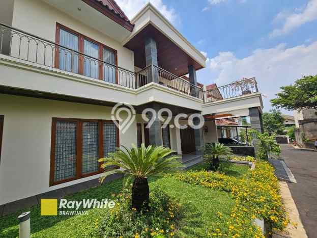 Rumah 5 KT 5 KM di Kawasan , Jakarta Selatan Rumah 5 KT 5 KM di Kawasan , Jakarta Selatan