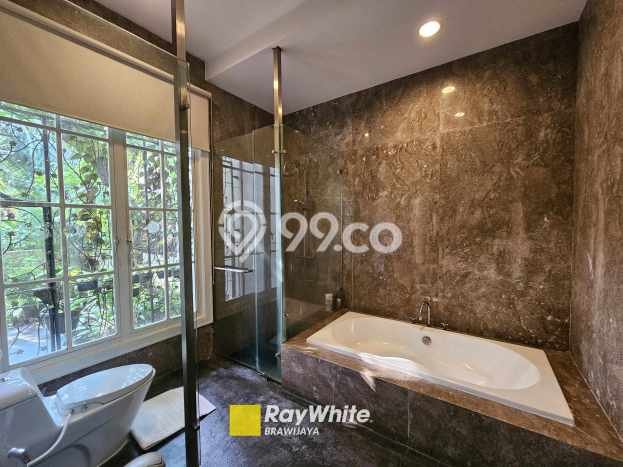Jual Rumah Mewah Megah Dengan View Cantik di Wijaya, Jakarta Selatan Jual Rumah Mewah Megah Dengan View Cantik di Wijaya, Jakarta Selatan