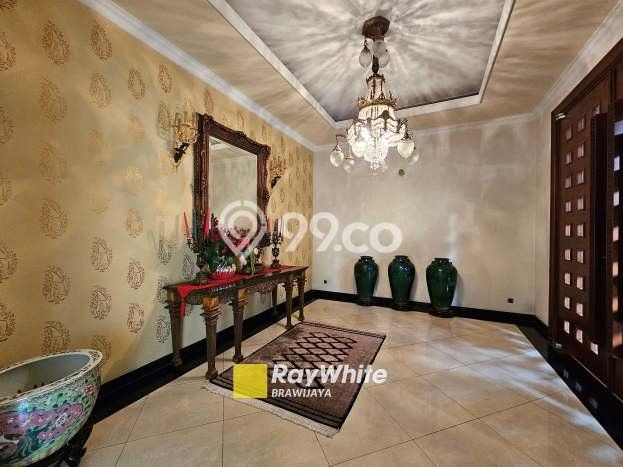 Rumah kawasan , Siap Huni, 6 KT, Akses Jakarta Selatan, Jakarta Selatan, LT 2700m2m² Bangunan 1000m2m² Rumah kawasan , Siap Huni, 6 KT, Akses Jakarta Selatan, Jakarta Selatan, LT 2700m2m² Bangunan 1000m2m²