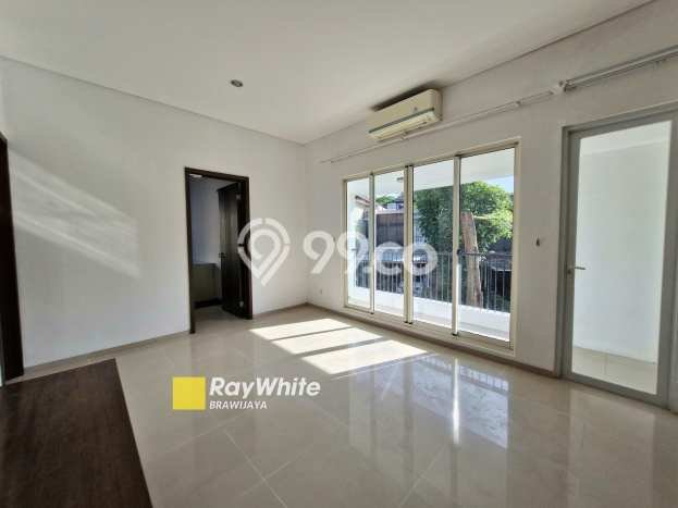 Rumah di Lebak Bulus, 3 KM, Akses Universitas, LT 265m² Bangunan 300m² Rumah di Lebak Bulus, 3 KM, Akses Universitas, LT 265m² Bangunan 300m²