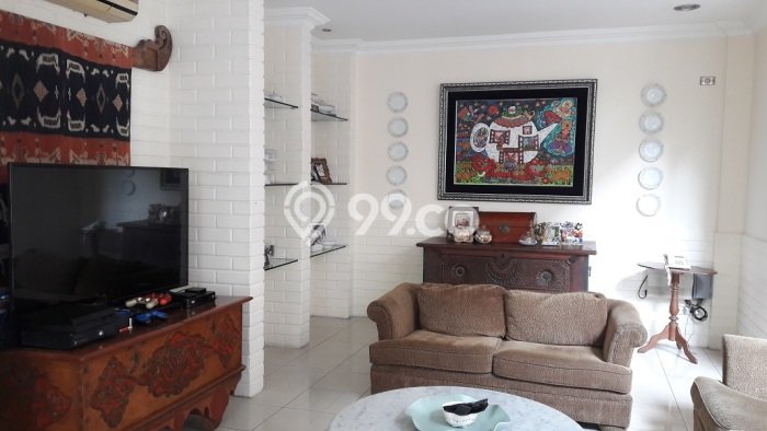 Rumah Elit Modern Tanpa Renovasi di Jati Padang Jakarta Selatan Rumah Elit Modern Tanpa Renovasi di Jati Padang Jakarta Selatan