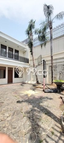Rumah Elit Modern Tanpa Renovasi di Jati Padang Jakarta Selatan Rumah Elit Modern Tanpa Renovasi di Jati Padang Jakarta Selatan